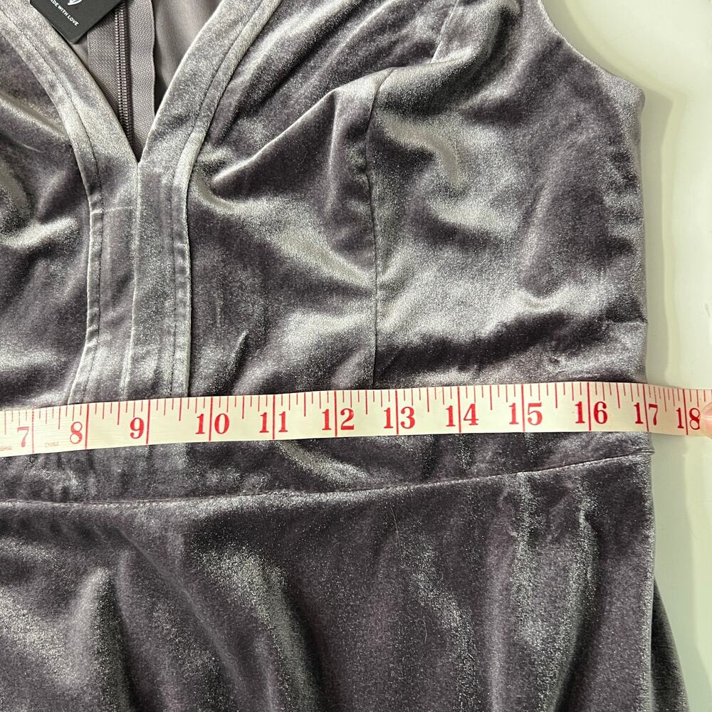Lulu's Mauve Velvet V-Neck Maxi Dress - Picture 7 of 11